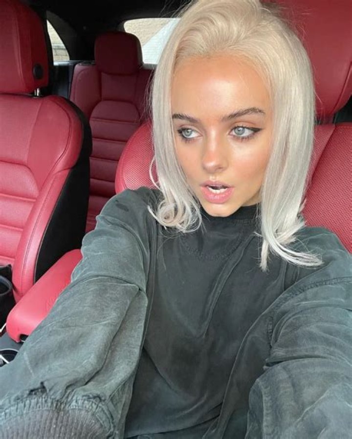 28 Sexy Photos of Jessie Murph to Make Your Day