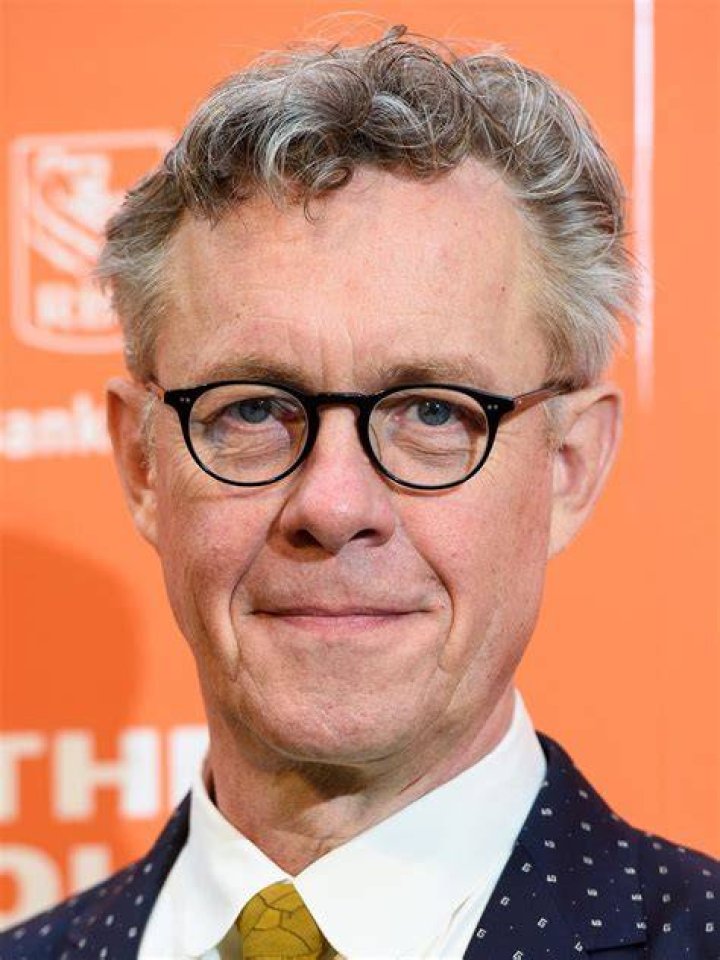 Alex Jennings