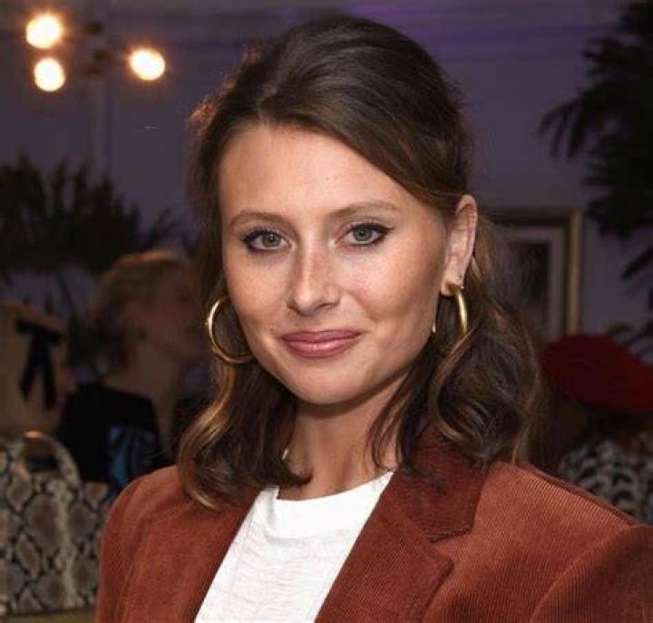 Aly Michalka Bio, Family, Career, Husband, Net Worth, Measurements
