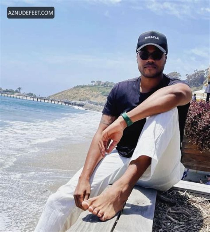 AMIR MATHIS Feet AZNudeFeet Men