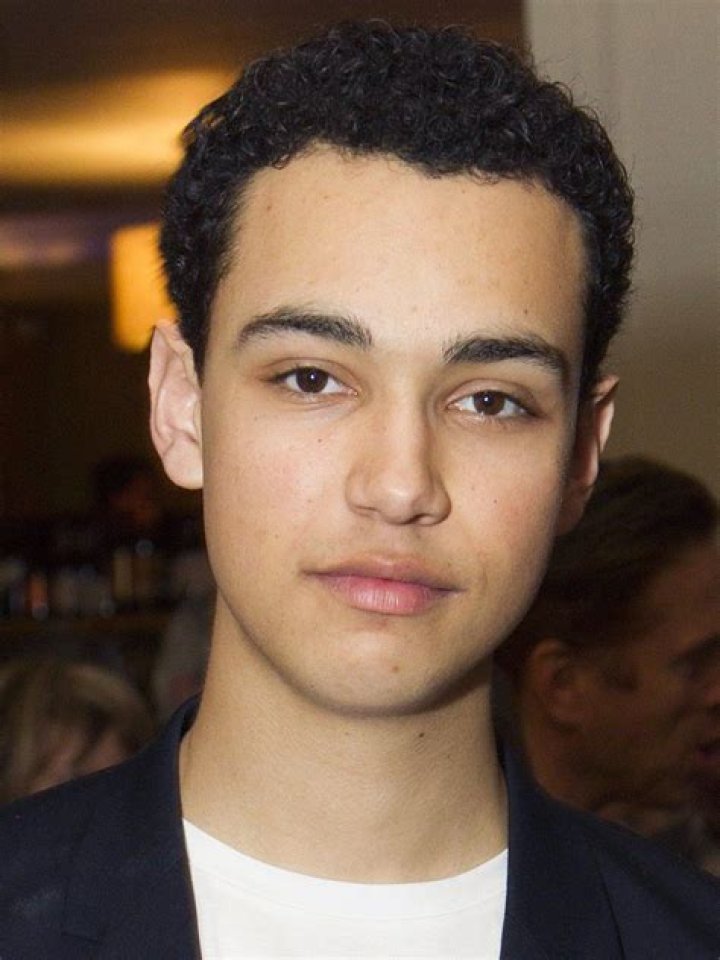 Archie Madekwe AdoroCinema