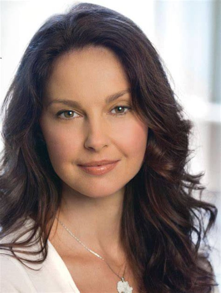 Ashley Judd's mother Naomi praises her daughter Daily Mail Online