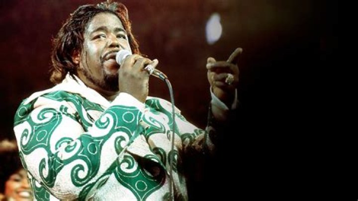 Barry white 1975 hires stock photography and images Alamy