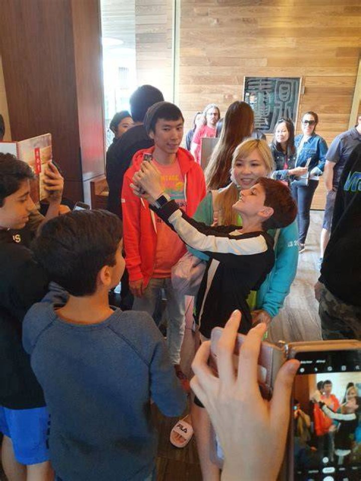 BoxBox on Twitter "we look like wifi bars LilyPichu THEalbertchang…