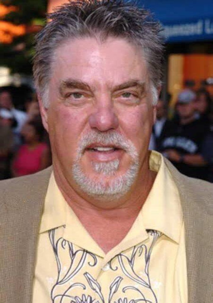 Bruce McGill Biography Net Worth, Wife, Sister, Death, Married