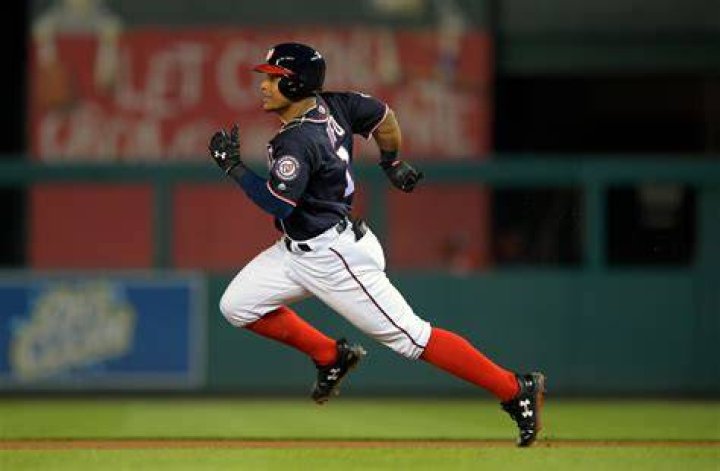Bryce Harper, Matt Adams stay hot as Nationals win sixth straight The