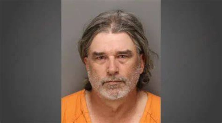 Bushnell man arrested after police find meth, sawedoff shotgun KHQA