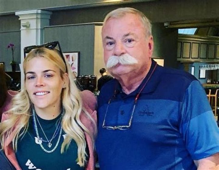 Busy Philipps Parents Barbara Philipps, Joseph Philipps Shields, Siblings