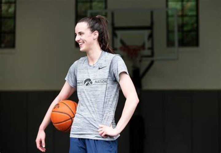 Caitlin Clark DemaRodina