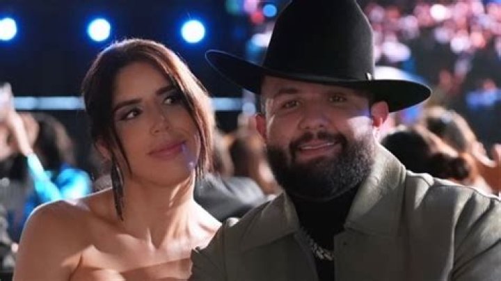 Carin León se separa de su mánager después de 5 años