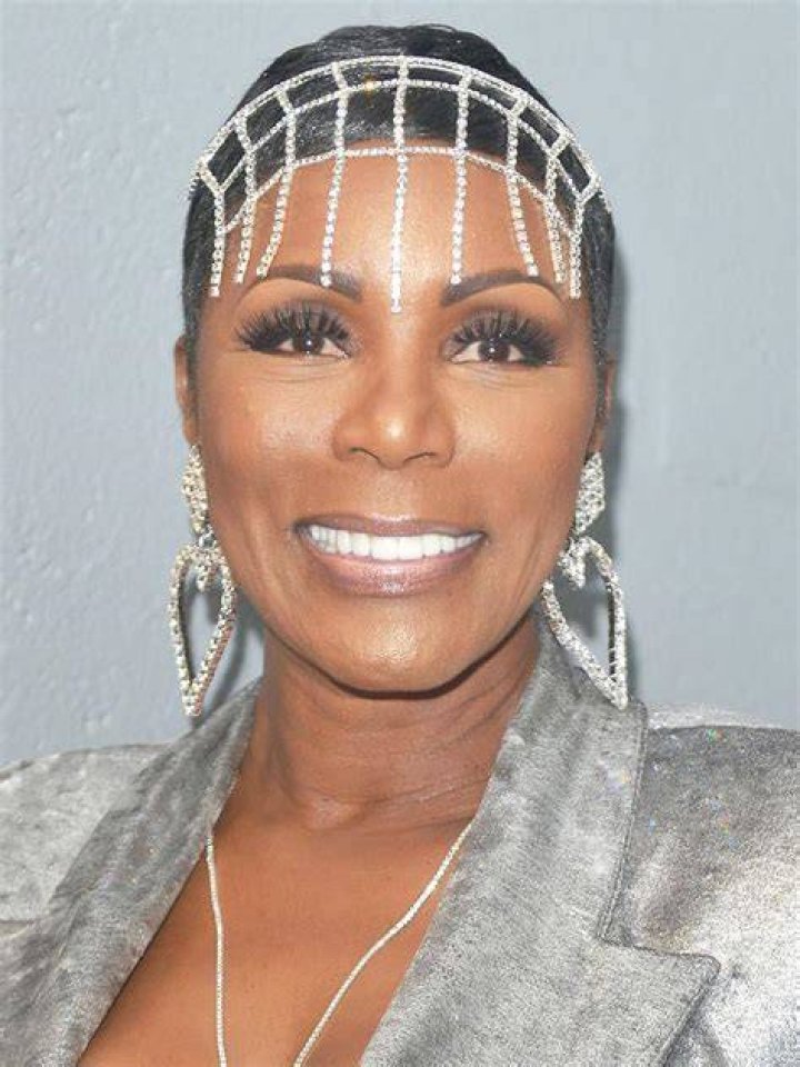 Comedian Sommore Shares Throwback Photo of Her & Baby Sister, Nia Long