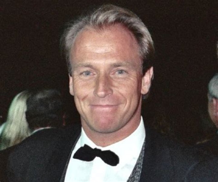 Corbin Bernsen Biography Facts, Childhood, Family Life & Achievements