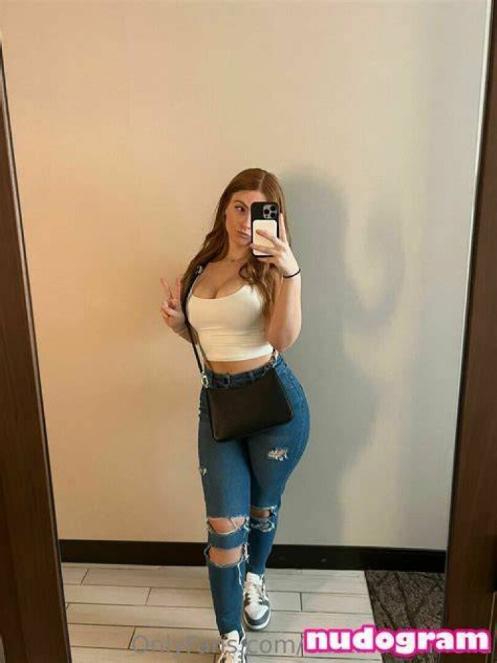 cristinacarmella Nude Leaks OnlyFans Photo 15 Leaked Models