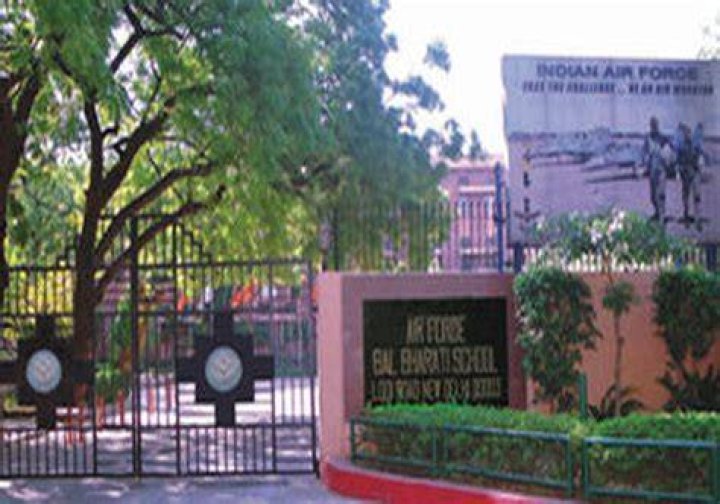 Delhi govt sends showcause notices, initiates enquiry against private