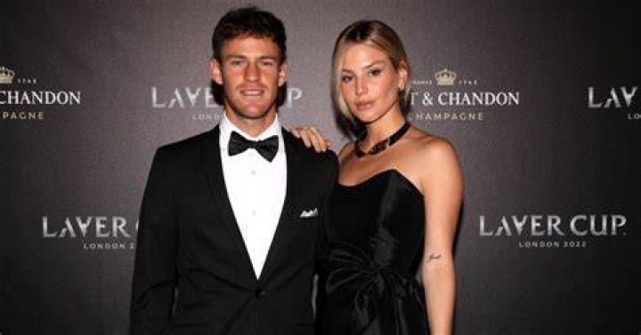Diego Schwartzman Wife, Girlfriend 2023, Married, Girlfriend Age, Net Worth