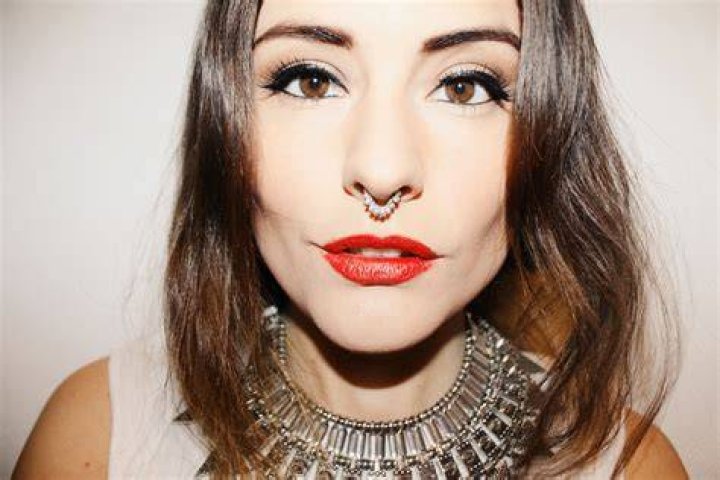 DIY Faux Septum Ring (Full tutorial at Aretes de
