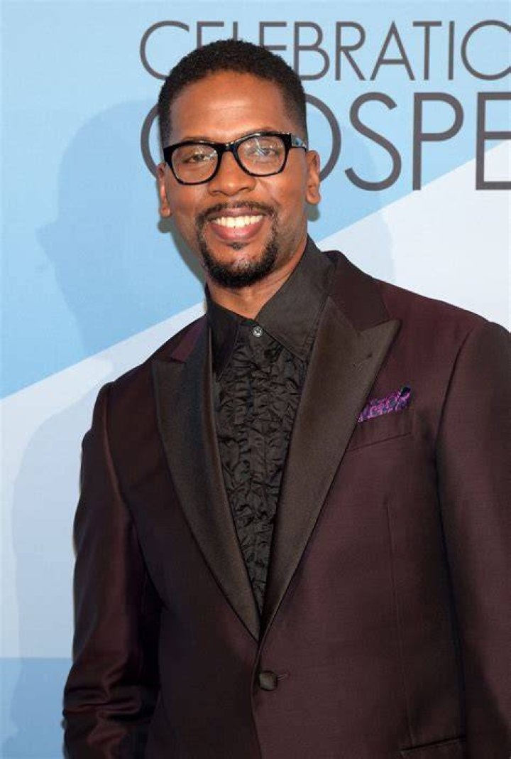 Donald Lawrence Doesn&rsquo;t Have A Wife &mdash; Here Is Possibly Why