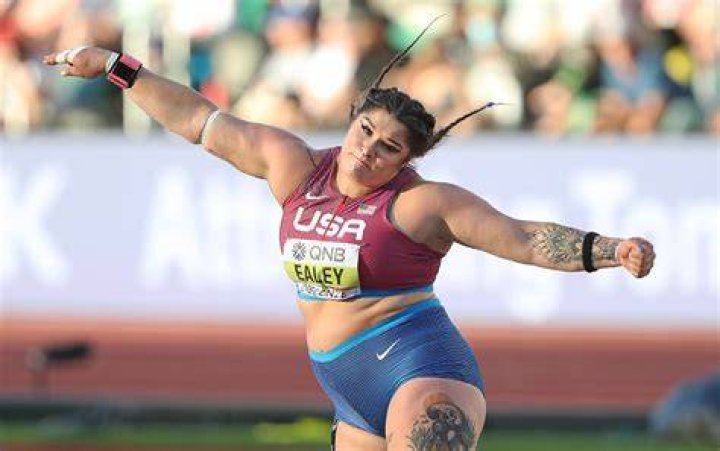 Ealey’s Amazing Shot Season Track & Field News