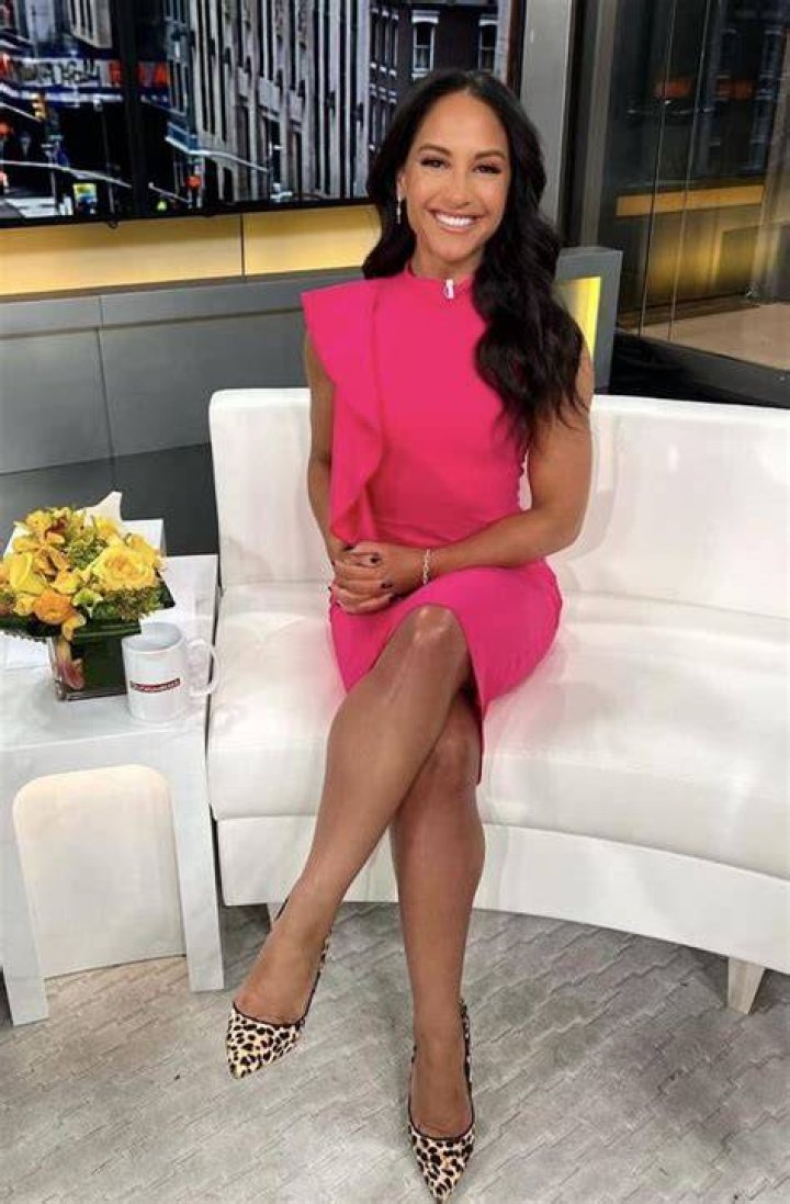 Emily Compagno (Outnumbered on Fox) r/hot_reporters