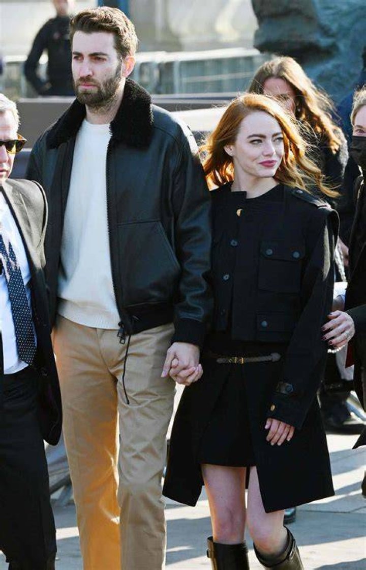 Emma Stone y Dave McCary from ¡Las fotos más hot! E! News