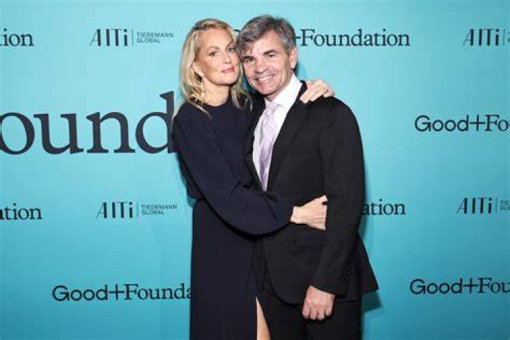 GMA&rsquo;s Stephanopoulos and Wife Ali Wentworth Are Parents of 2