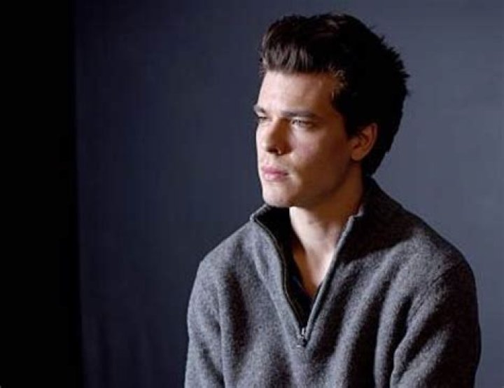 Gus Halper Hot actors, Actors, Celebrities