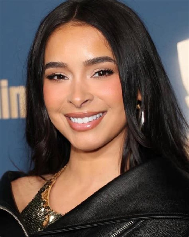 HD Jessica Caban Pics