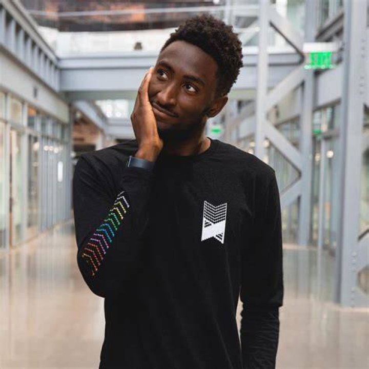 How Much is MKBHD Net Worth? Guide)