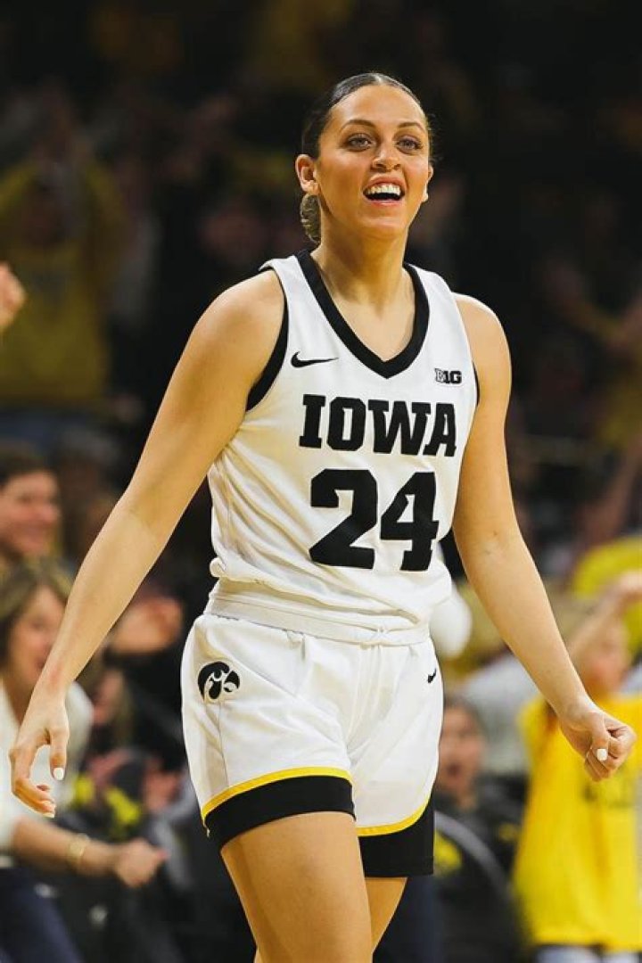 Iowa Basketball Hawkeyes&rsquo; Gabbie Marshall on breakout watch list