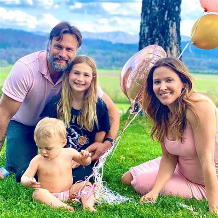 Is Jill Wagner the Daughter of Robert Wagner?