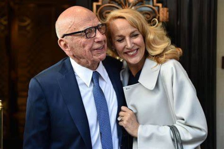 Jerry Hall and Rupert Murdoch to tie knot 'sooner rather than later