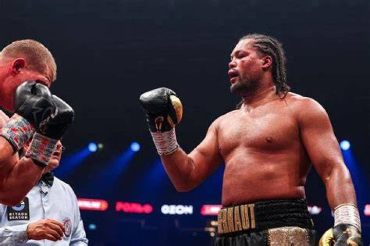 Joe Joyce returns to action with stoppage win over Michael Wallisch