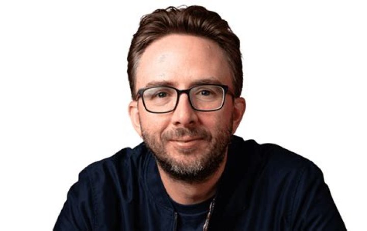 Joe List turns the punchlines on himself at Hilarities, Bill Bellamy