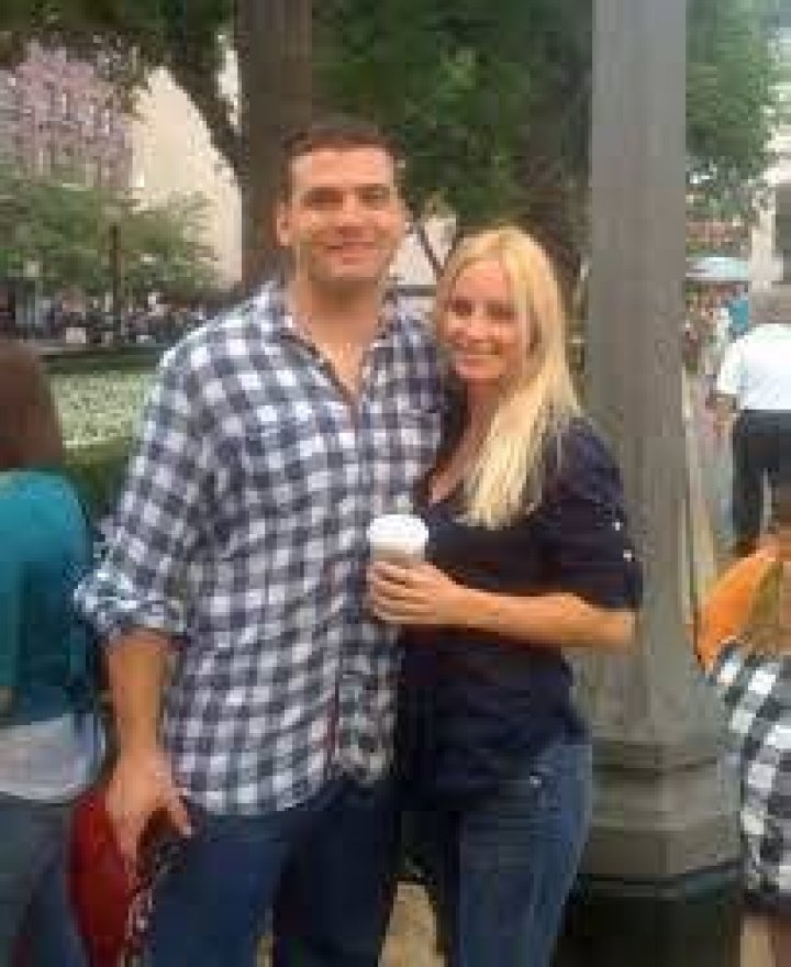 Joey Votto wife Is Joey Votto married?
