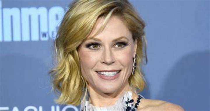 Julie Bowen Height, Weight, Net Worth, Age, Birthday, Wikipedia, Who