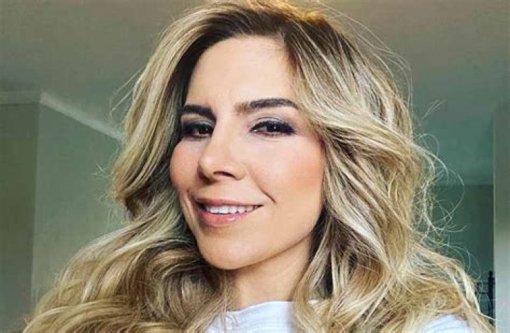 Karla Panini &ldquo;Deja de mandarle mensajes a mi marido&rdquo;, le reclama