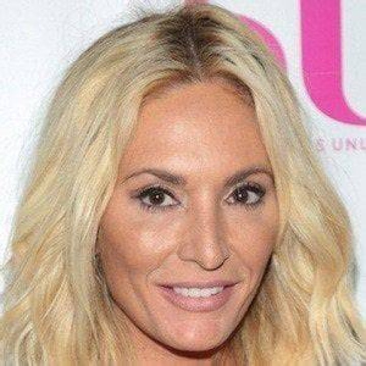 Kate Chastain Age, Wikipedia, Height, Husband, Boyfriend, Family