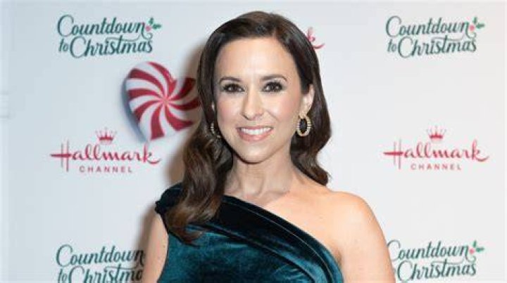 Lacey Chabert Talks Giving Her Daughter, 2&frac12;, Her 'First Time Out'