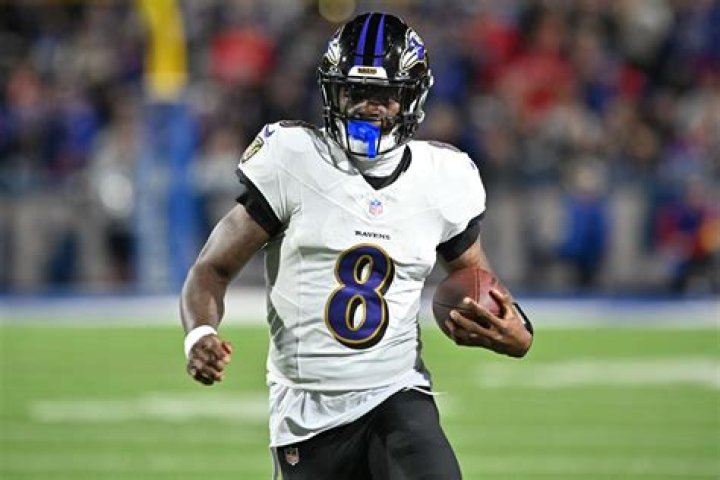 Lamar Jackson's Mother Felicia Jones (Bio, Wiki)