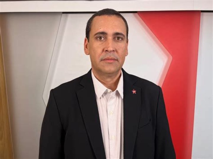 “A dele é grande”, afirma mãe de Emilio Osorio sobre ‘atributos’ do ator