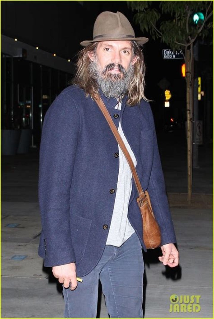Lukas Haas Still Looks Unrecognizable with His Shaggy Grey Beard Photo