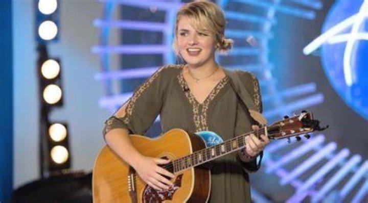Maddie Poppe Bio, Net Worth, Age, Boyfriend, Parents, Facts, Height