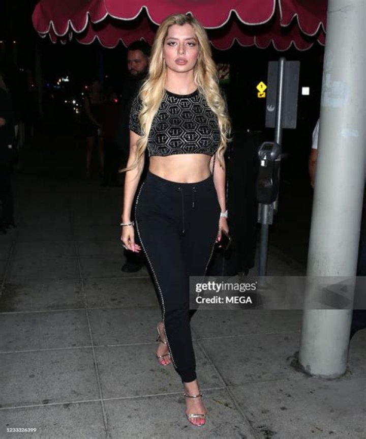 Mandana Bolourchi Seen at Delilah Night Club in West Hollywood14