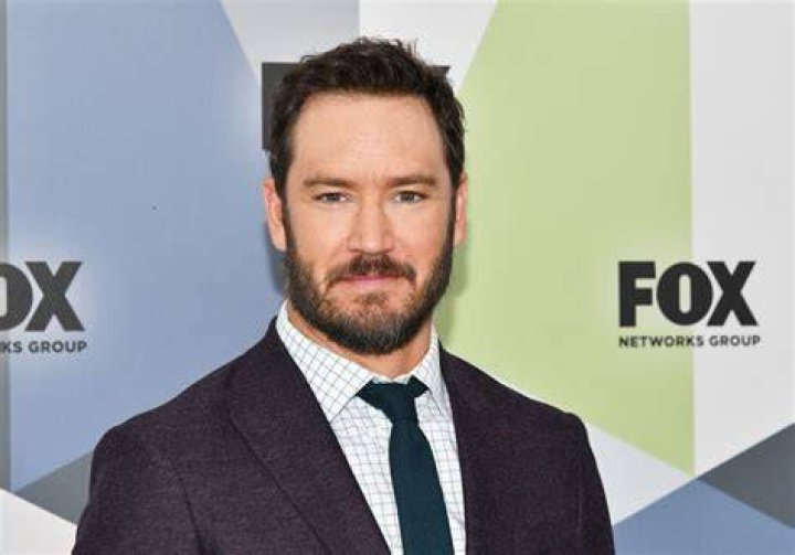 Mark Paul Gosselaar Net Worth, Parents, Mother, Wife and New Wife, Kids, Age, Height, Weight, in