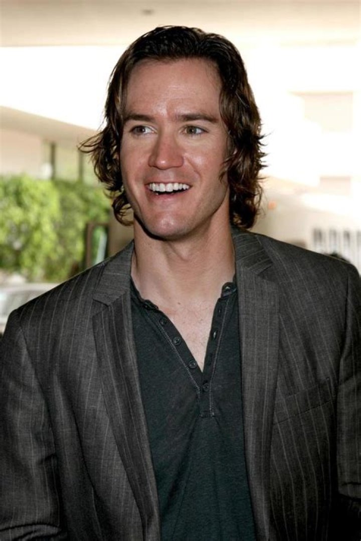 MarkPaul Gosselaar's Beard Is Getting Glorious Check Out New Pics