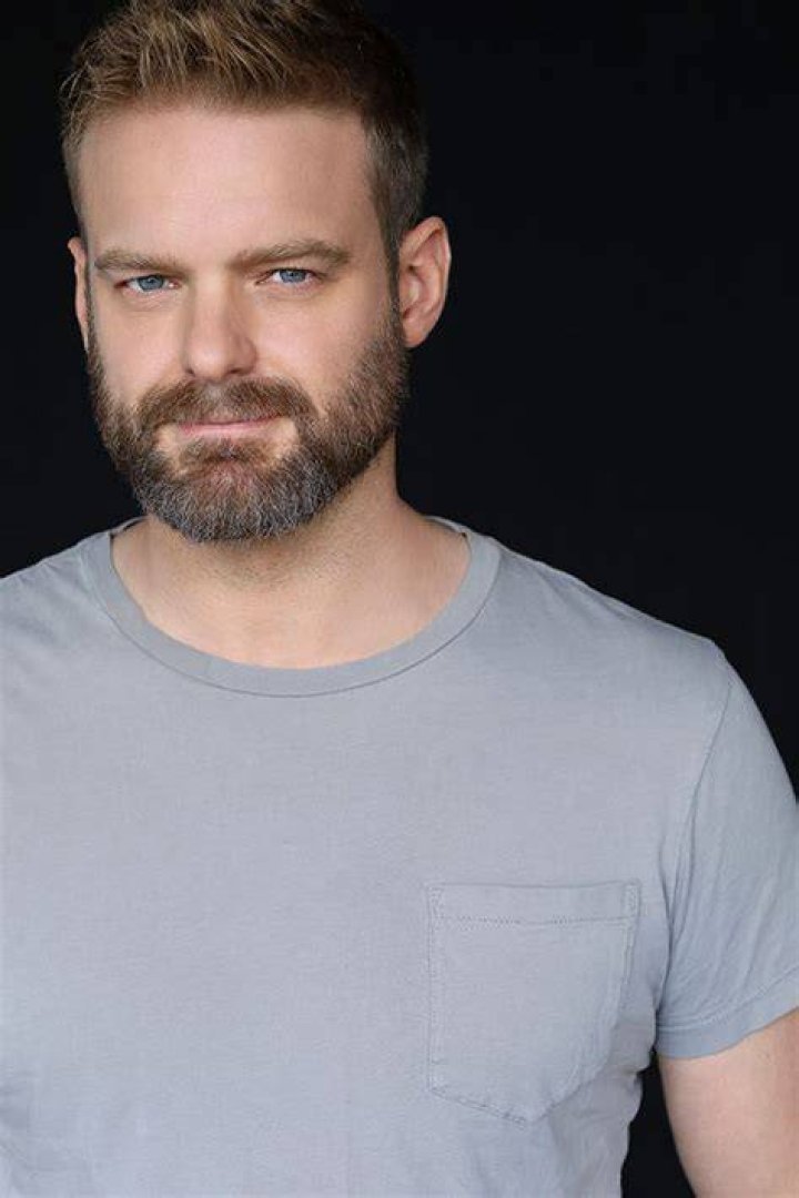 Matt Biedel Actor CineMagia.ro