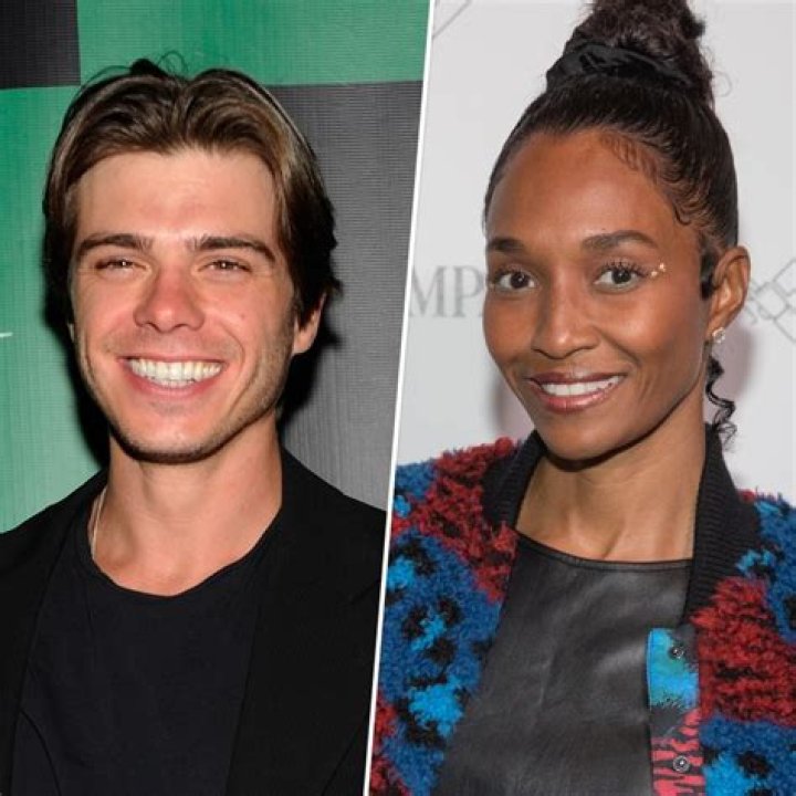 Matthew Lawrence and Chilli Dating, Go Instagram Official POPSUGAR