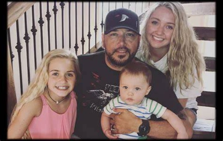 Meet Jason Aldeans Children Keeley, Kendyl, Memphis and Navy Rome [Pics]