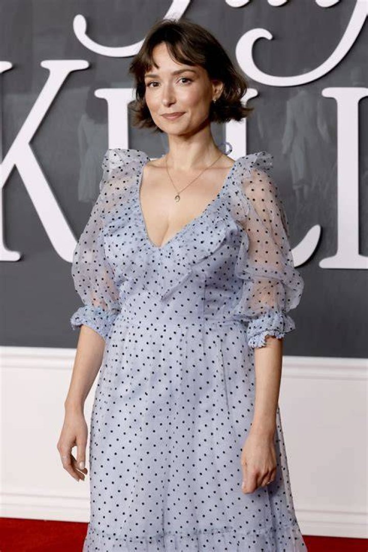 Milana Vayntrub (&ldquo;Lily Adams&rdquo; of AT&T) r/2busty2hide
