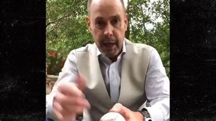 MLB playoffs Ernie Johnson will skip postseason due to blood clots